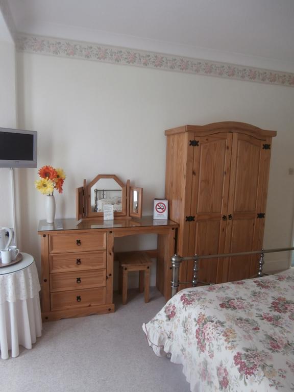 Trevu House Hotel Falmouth Room photo
